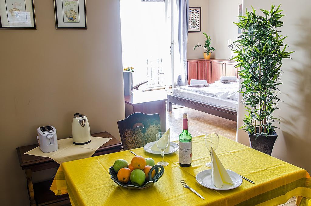 Danube Pest-Side Apartment บูดาเปสต์ ภายนอก รูปภาพ
